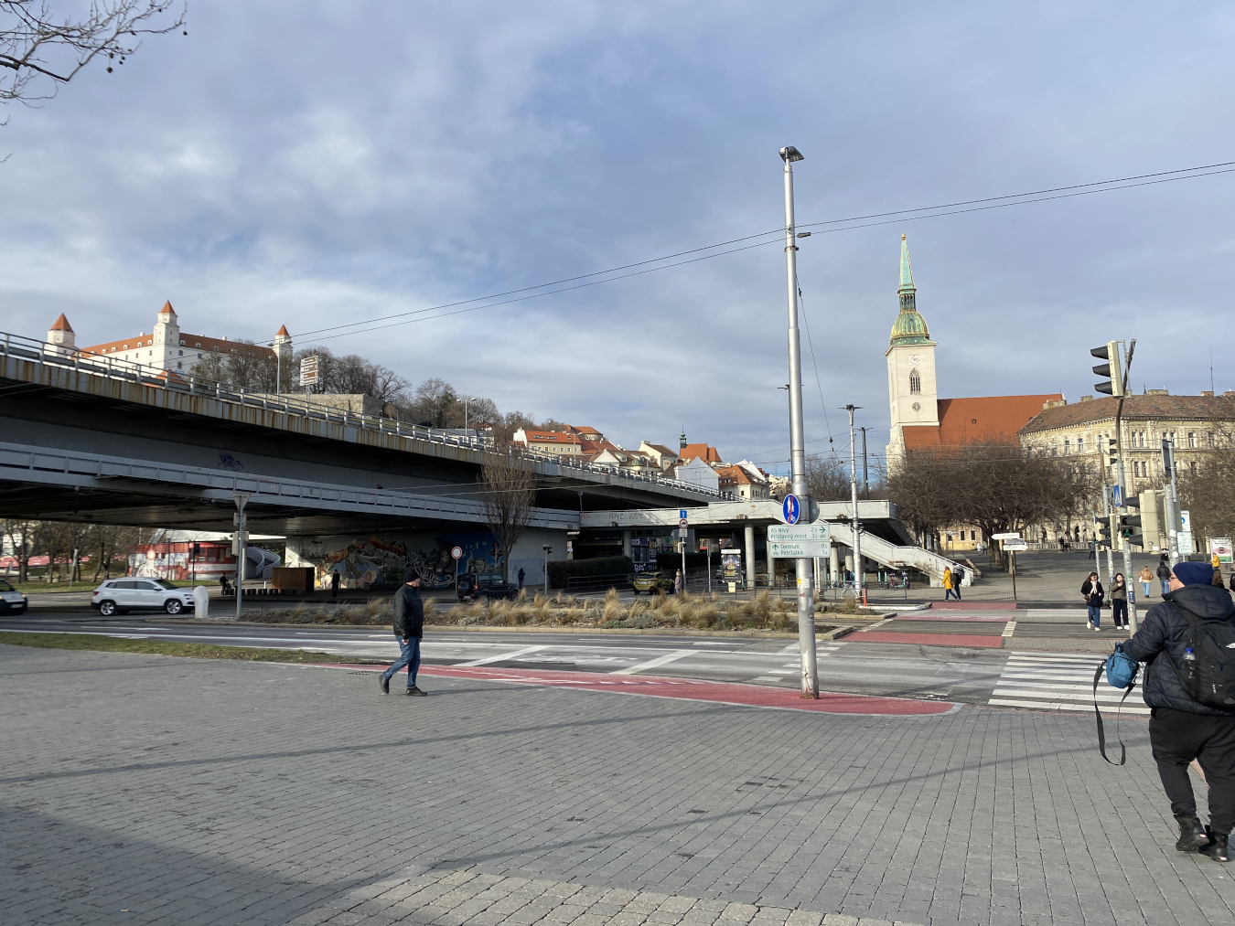 KUNST! KREATIVITÄT IN ZEITEN KÜNSTLICHER INTELLIGENZ? / Bratislava Old Town